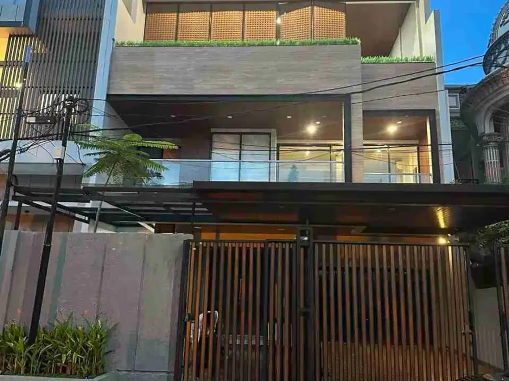 Dijual Rumah 3 Lantai Citra Garden 2 Jakarta Barat