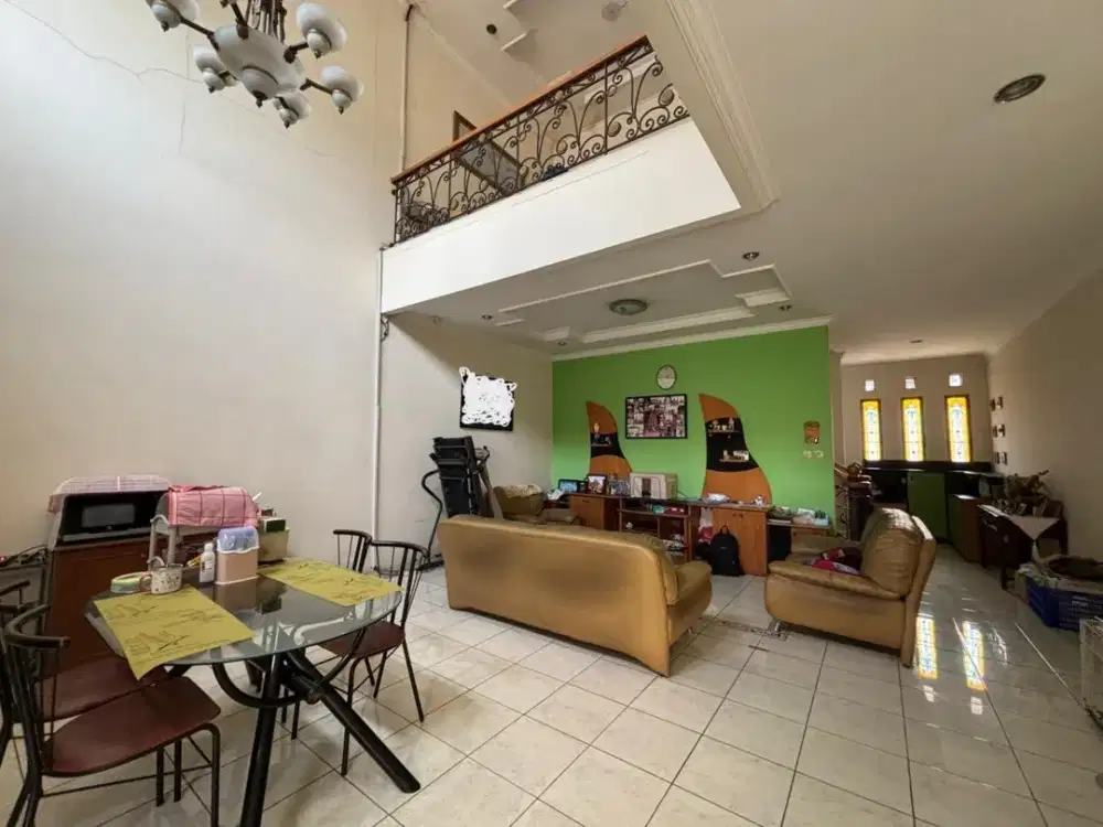 Jual Nego Rumah Mekar Wangi 2 Lantai Furnish Nyaman Strategis