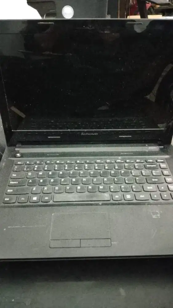 Laptop kondisi msh mulus cakeppp