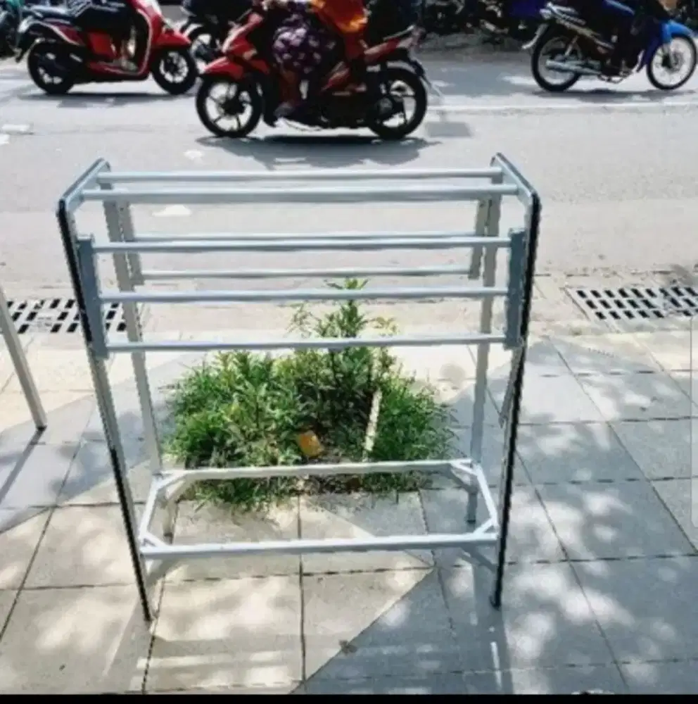 Jemuran Handuk, Rak Pengering Handuk, Jemuran Aluminium, Jemuran Anduk