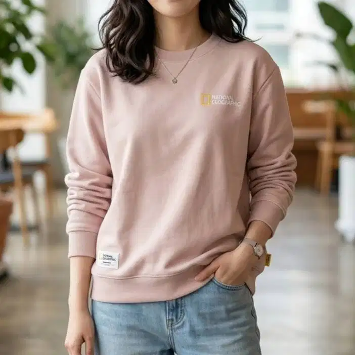 NATIONAL GEOGRAPHIC Unisex Folhas Small Logo Crewneck Sweatshirt