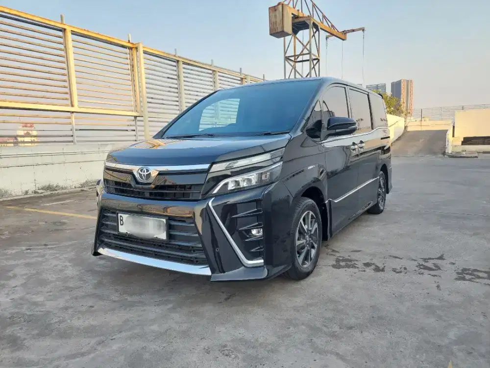 TERAWAT Toyota Voxy 2.0 At 2018