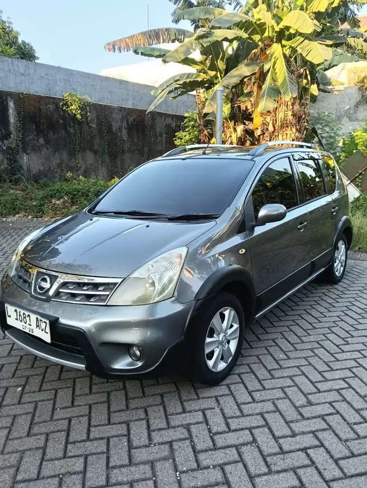 Nissan Grand livina 2012 Bensin