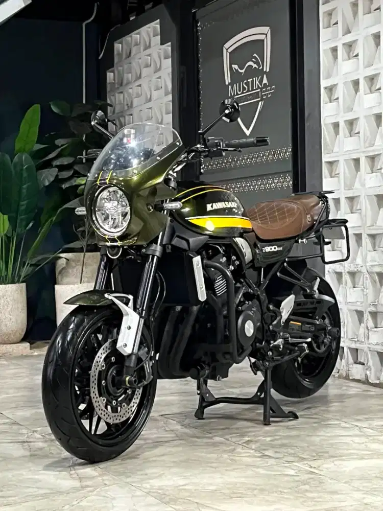 Kawasaki Z900 RS 2019. KM 25rb. DANNY Mustika Motor Sulfat