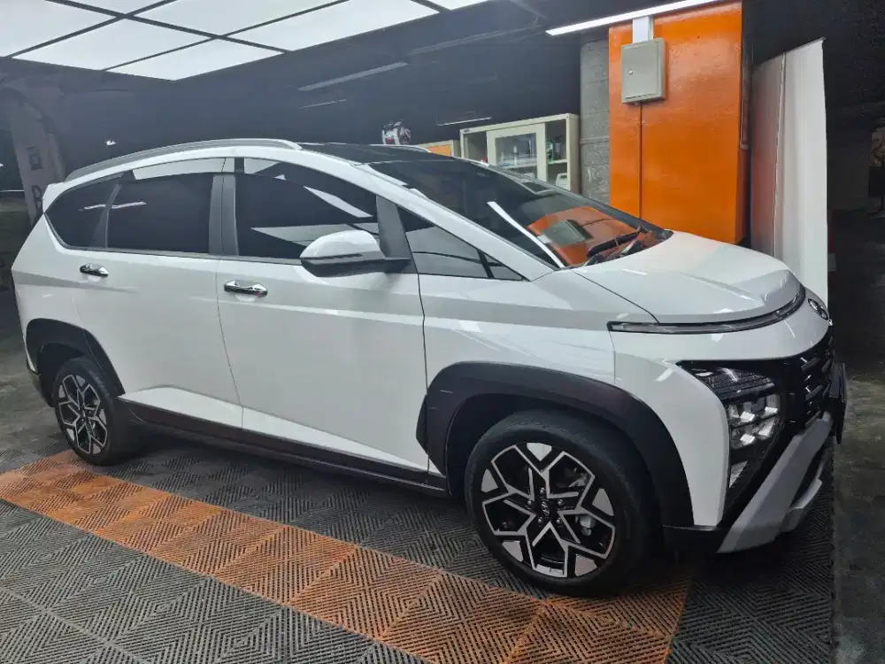 CASH Hyundai STARGAZER X Prime AT White 23/24 ( KM 35rb , S. Record )
