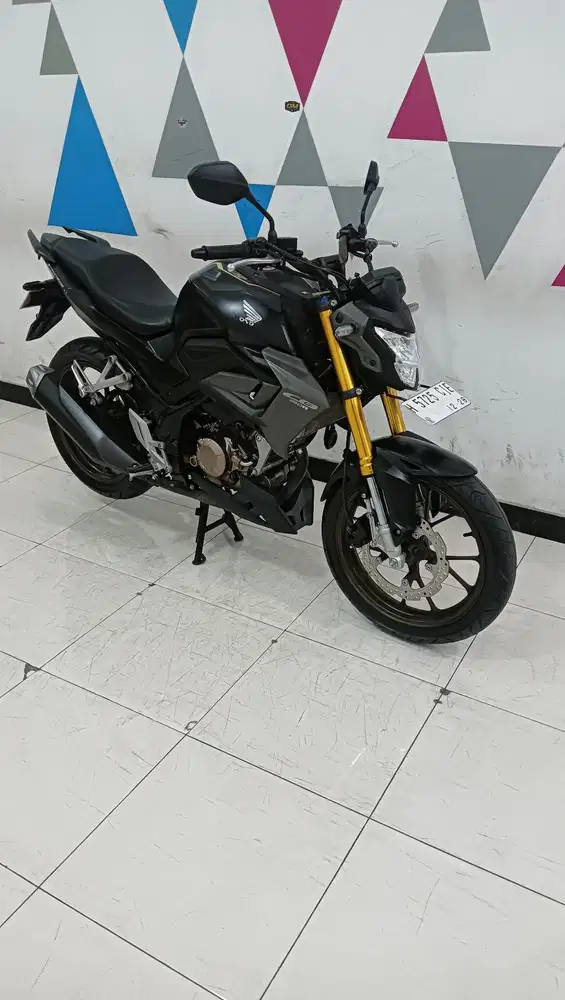 Honda New CBR 150R StreetFire 2023 Km.8000