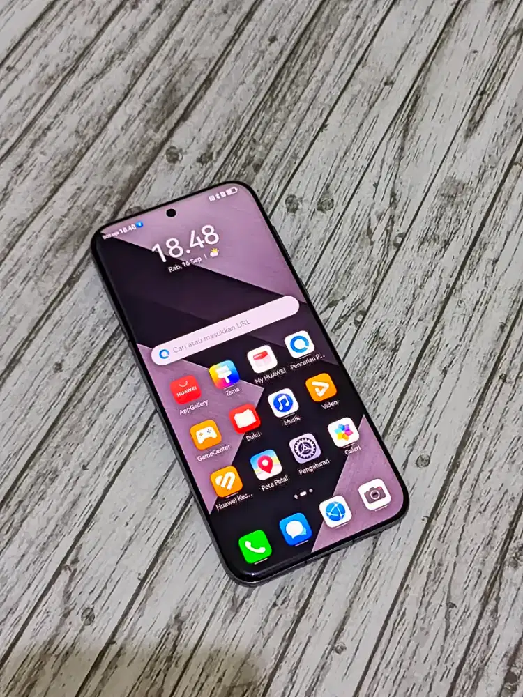 Huawei Pura 70 Ultra RAM 16GB/512GB resmi Indonesia