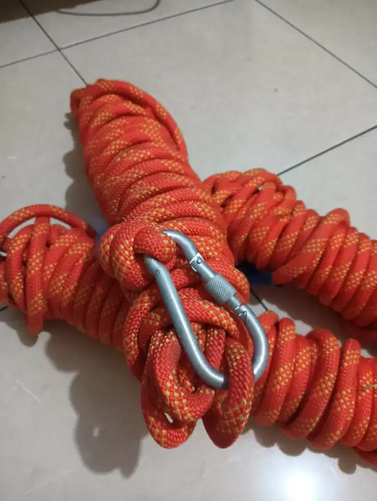 Tambang panjat tebing
