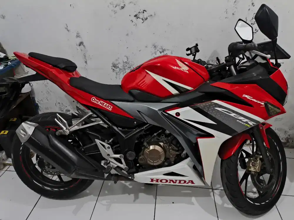 Di jual CBR 150R