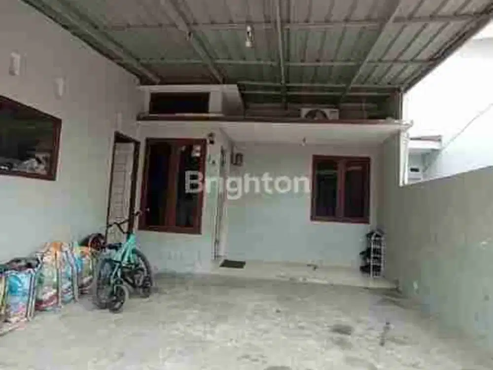 RUMAH DITENGAH KOTA DI JUAL MURAH