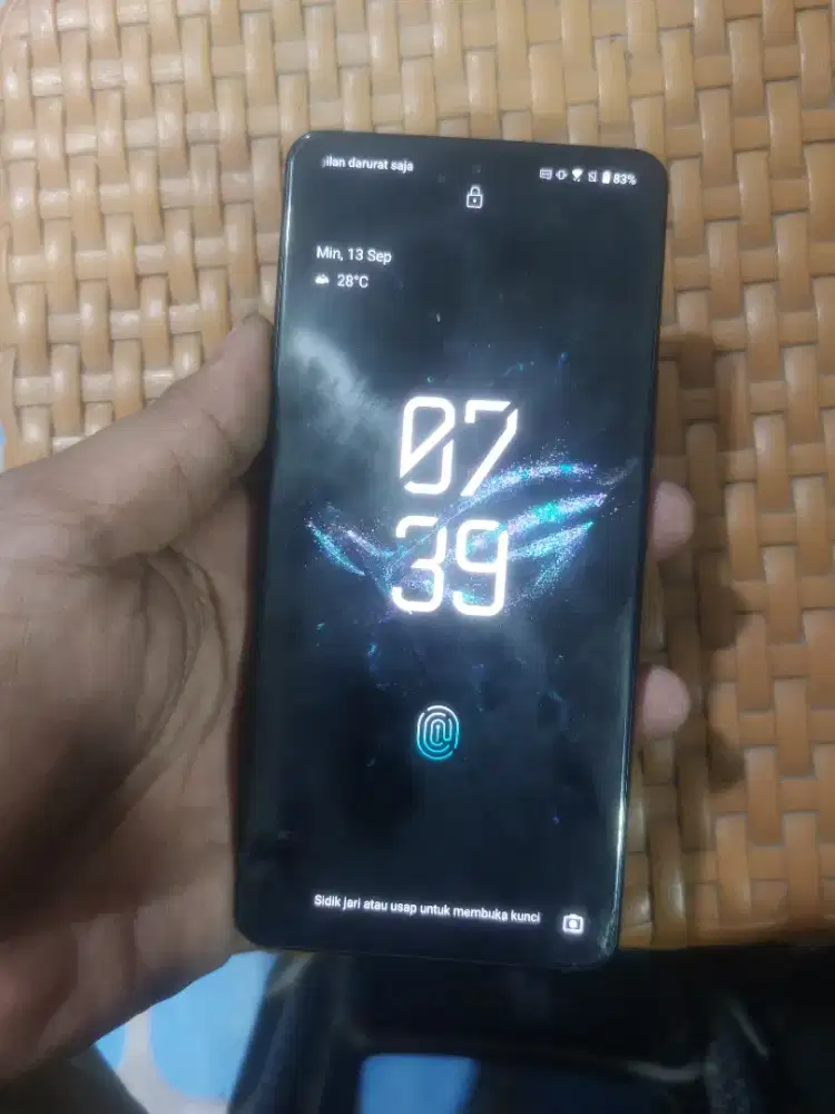 Asua rog phone 9fe 12/512