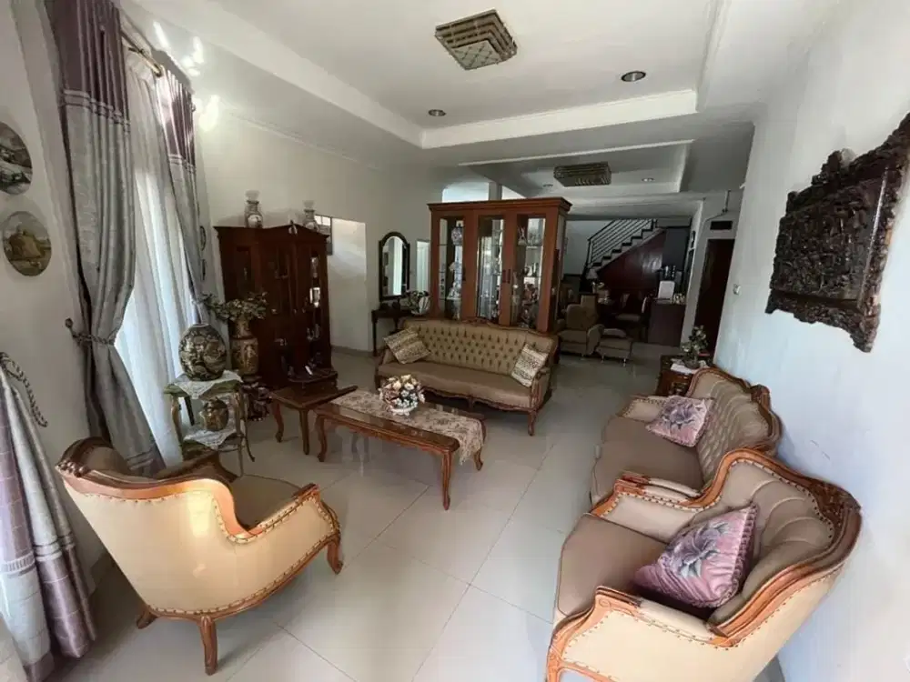 Rumah Bagus 2 LT Rapih Terawat di Antapani Bandung