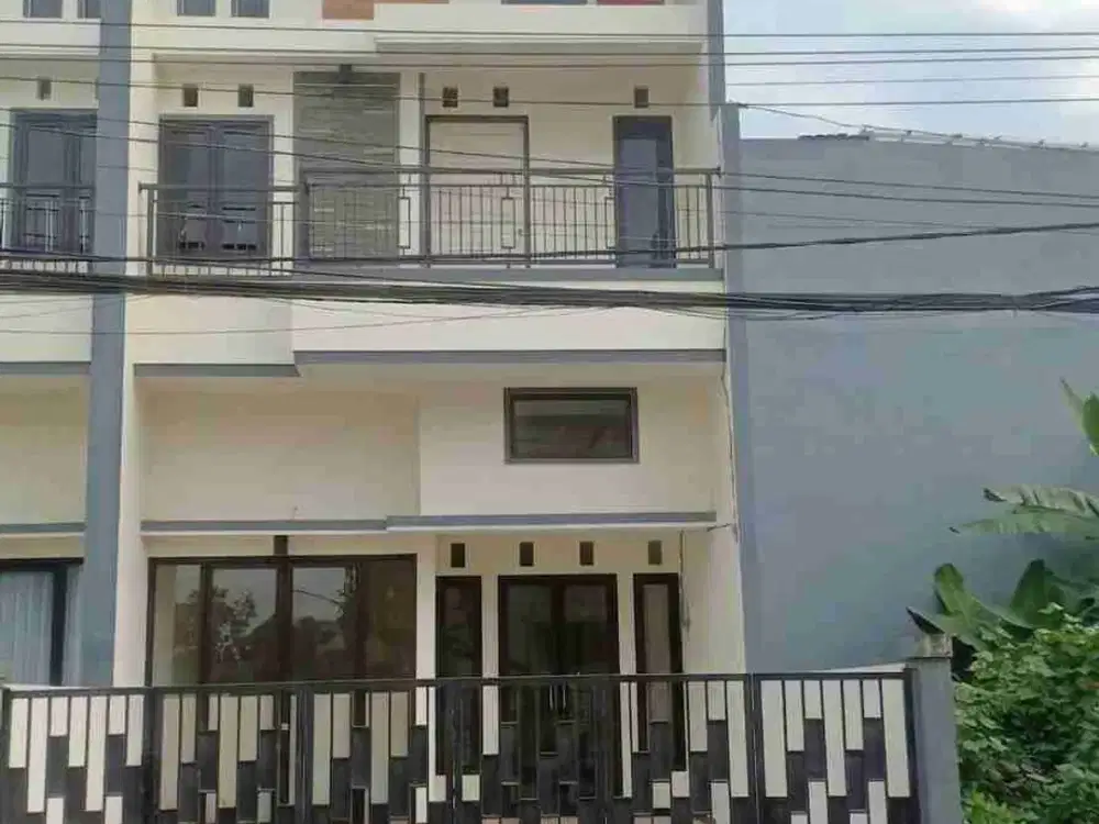 JUAL CEPAT! Rumah/Ruko 2 Lantai Baru SHM Rp1,5M NEGO – Raya Tambak Medokan Ayu Surabaya
