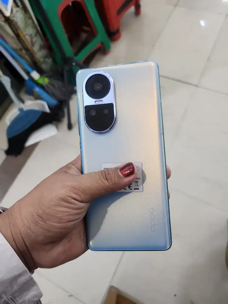 Oppo reno 10 5g  8+4/256