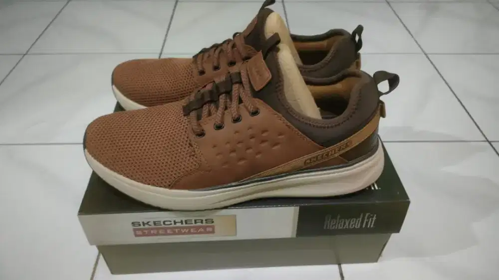 Sepatu Ukuran:43
Merk:Skechers