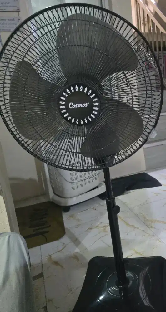 Kipas angin cosmos