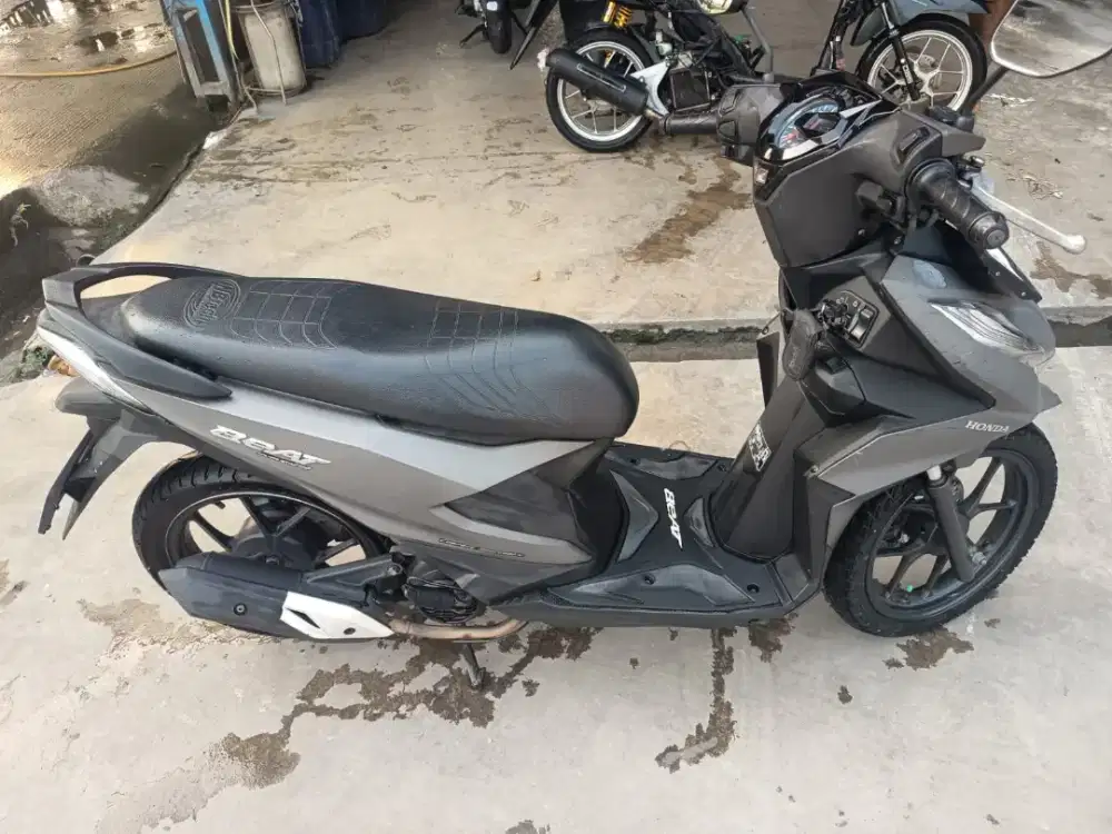 HONDA BEAT PAJAK HIDUP BULAN 11