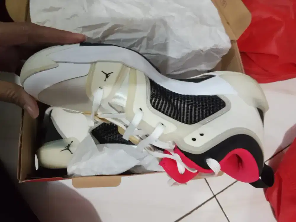Sepatu Jordan asli