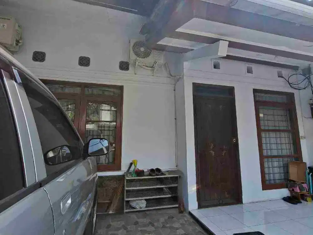 Rumah siap huni murah di Taman Holis Indah 1