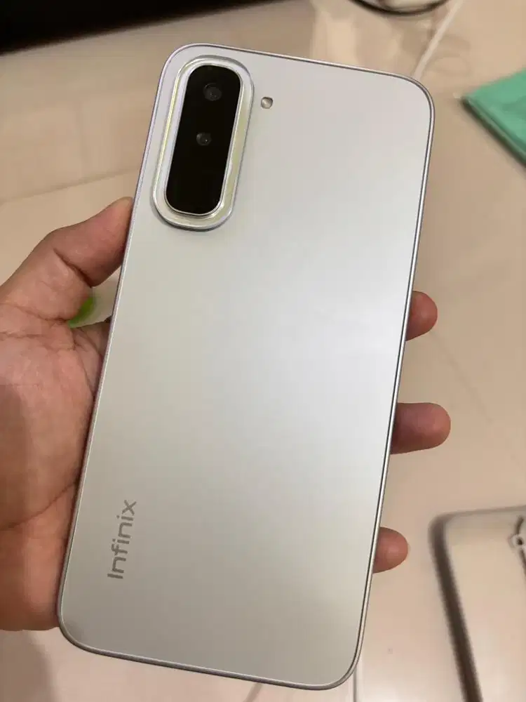 Jual hp infinix hot 70 8/128 gb second like new