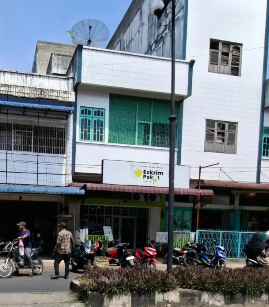 DIJUAL Rumah Siap Huni 2.5 Lantai di Kisaran Kota