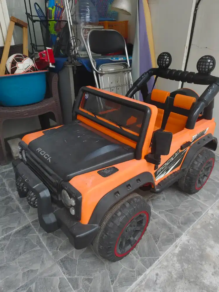 Mainan Mobil Aki Anak