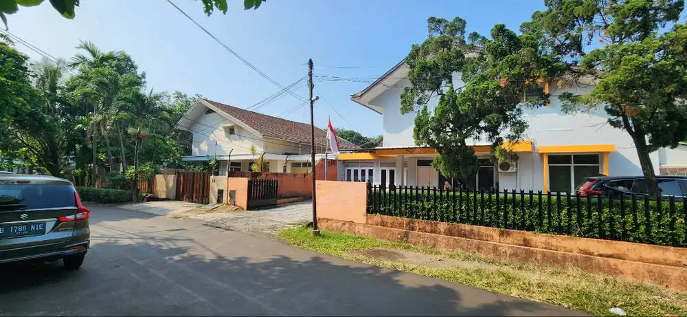 Disewakan rumah bisa untuk kantor