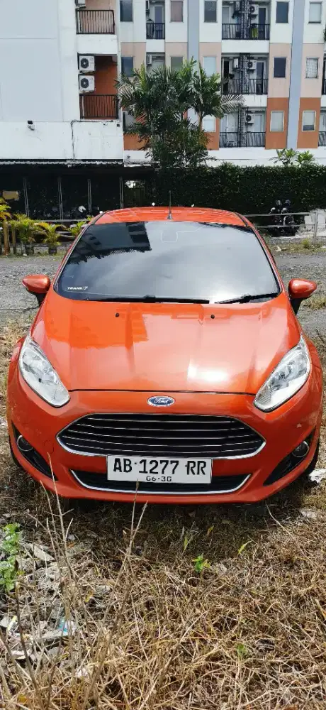 Ford Fiesta S facelift 2015 type trend 1.5 A/T.
