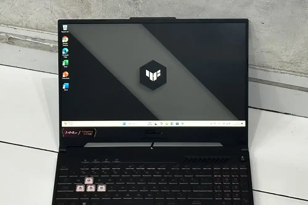 Type Laptop Asus Tuf Gaming F15 FX507ZC4 Like new