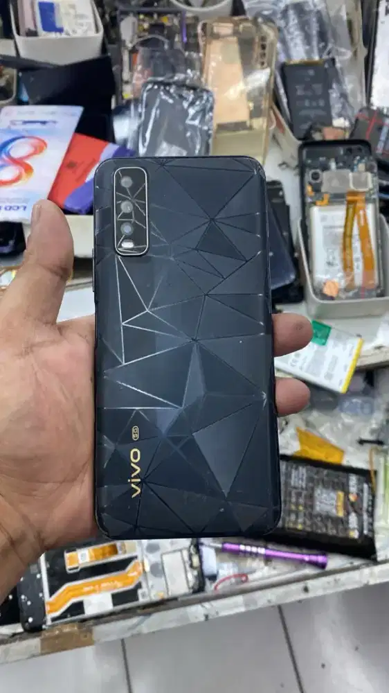 Vivo Y70s ram 8/256