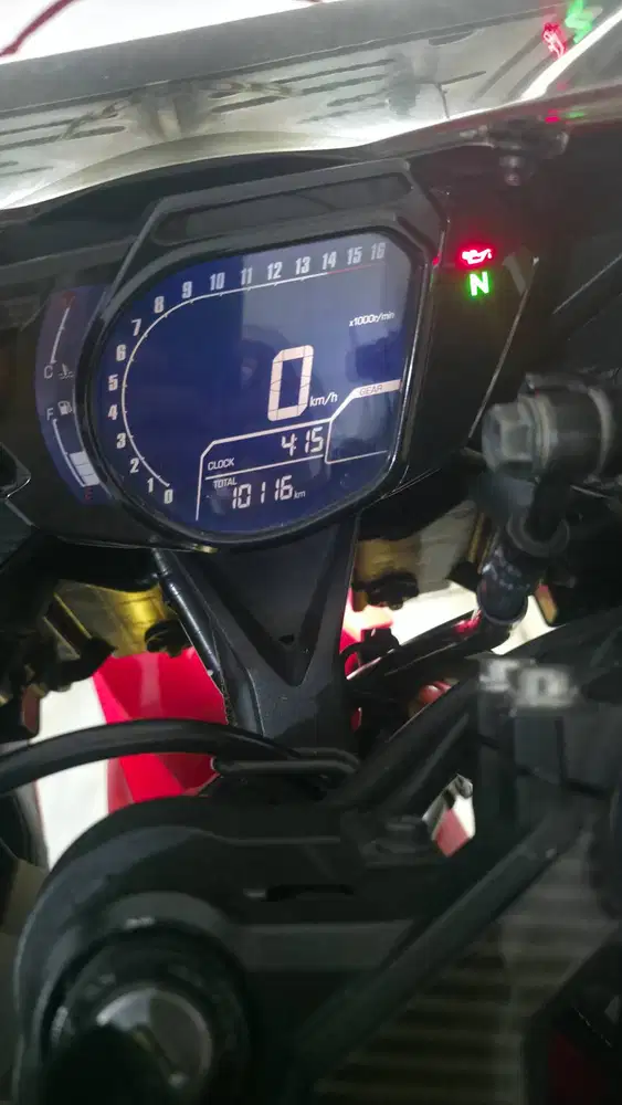 Dijual motor CBR 250rr red racing super istimewa