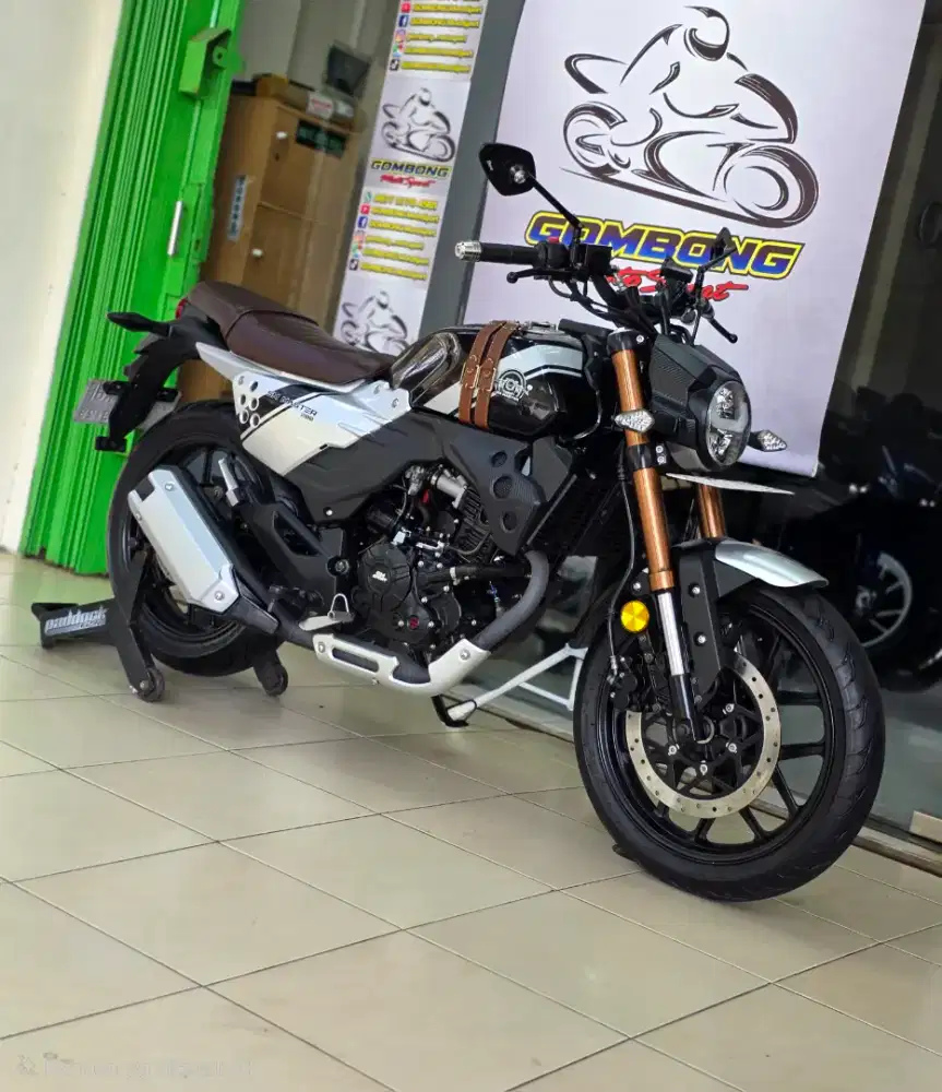 SM SPORT MASTER 200 2024