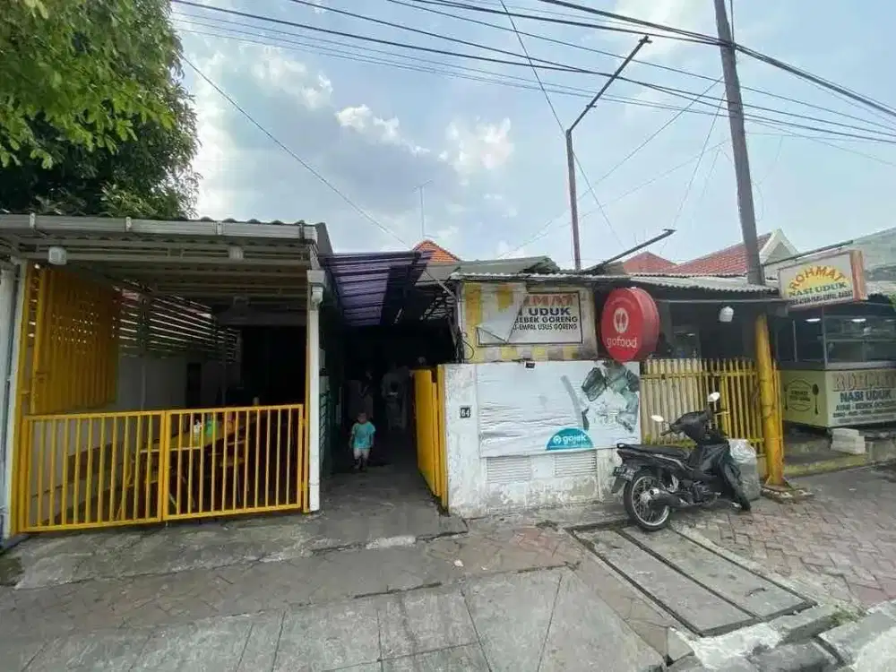 Dijual Rumah Raya Ciliwung cocok untuk usaha