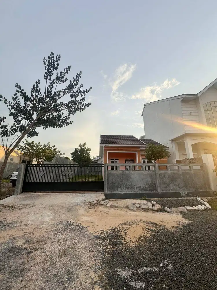 Dijual Rumah posisi hook dekat jalan raya Trikora Banjarbaru