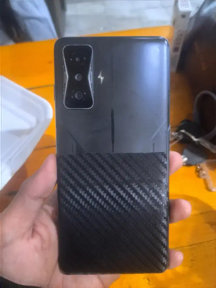 Poco F4 GT 12+4/256 Hp+Chas