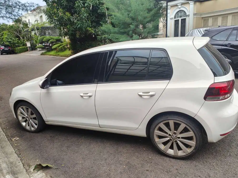Volkswagen Golf 2011 Bensin