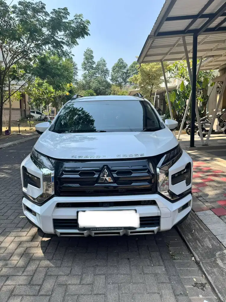 Mitsubishi Xpander Cross Premium CVT Tahun 2023 Warna Putih Pribadi