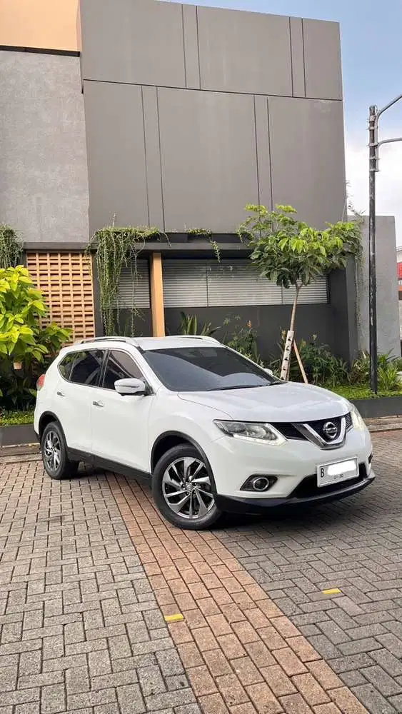 Nissan X-Trail 2015 Bensin