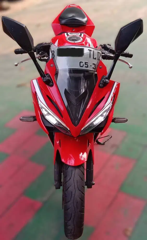 Dijual Honda CBR 150R 2016 Mulus Terawat