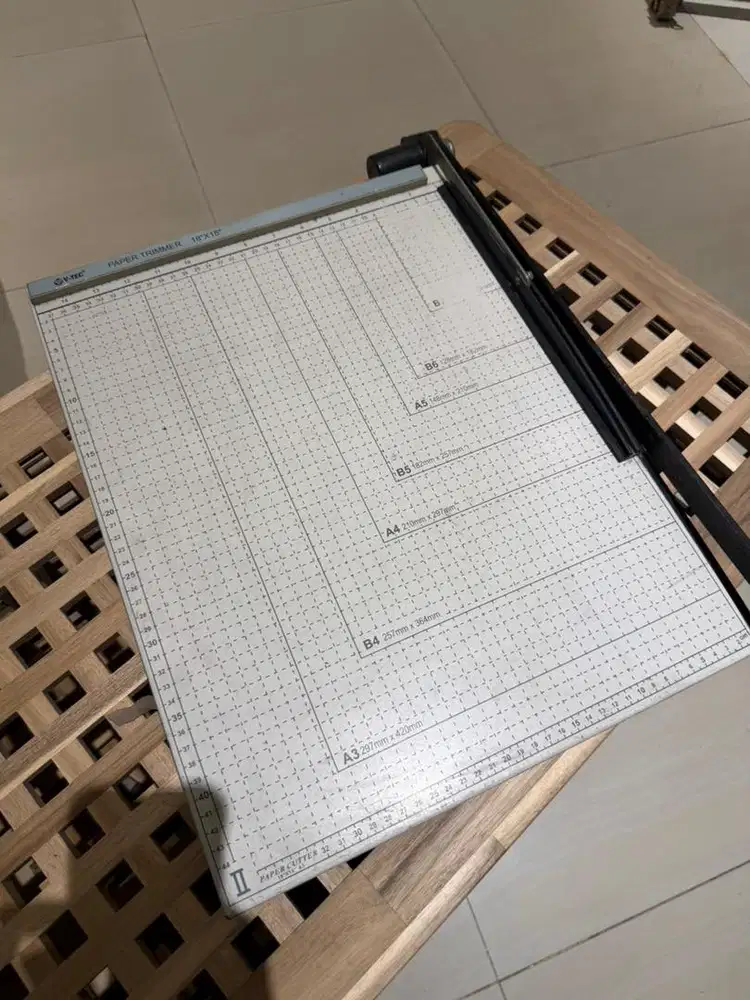 Pemotong kertas paper trimmer v-tec A3