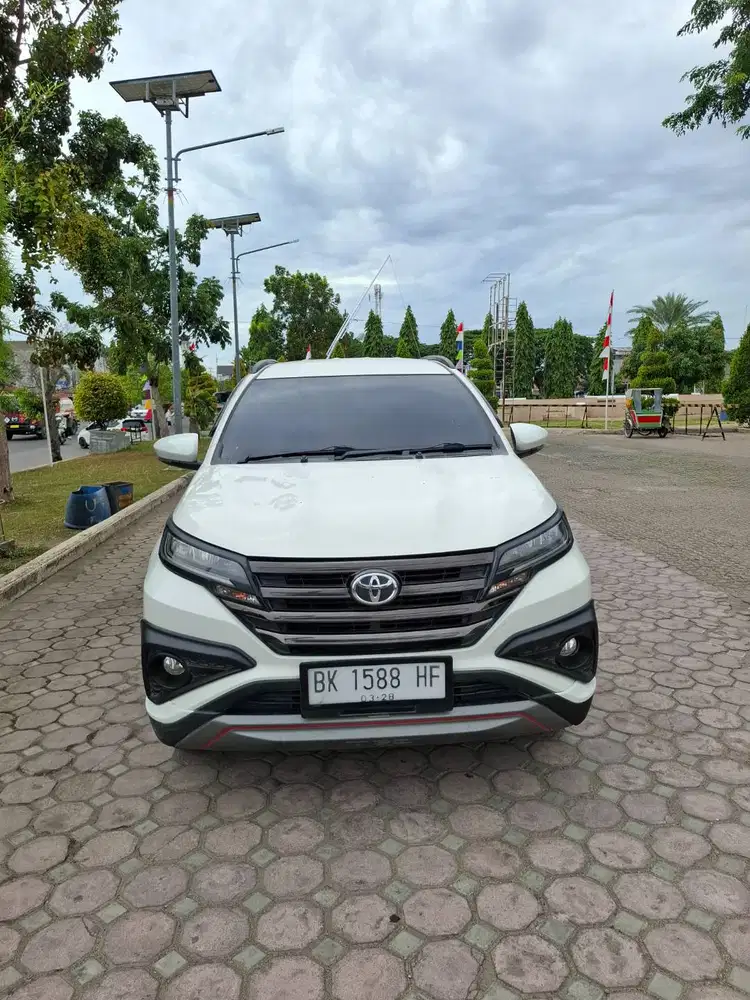 Toyota rush trd metik