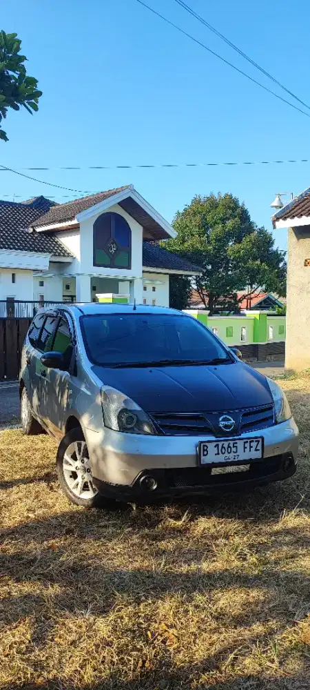 Grand Livina SV