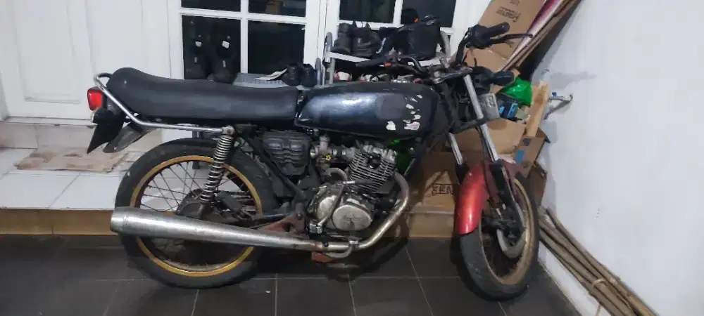 Honda Classic GL100