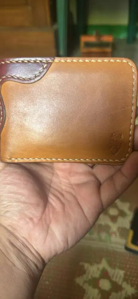 dompet vegtan trust and wells