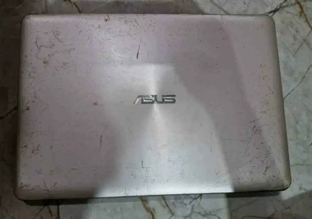 Tt Laptop Asus VivoBook