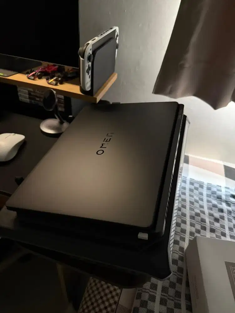 HP Omen Max 16 RTX 5070 TI Ryzen 9 32gb DDR5