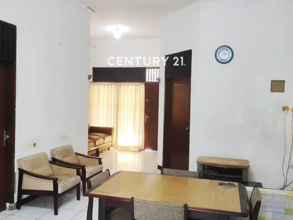 Rumah Di Taman Duren Sawit  LT 160m 4 KT SHM Bebas Banjir