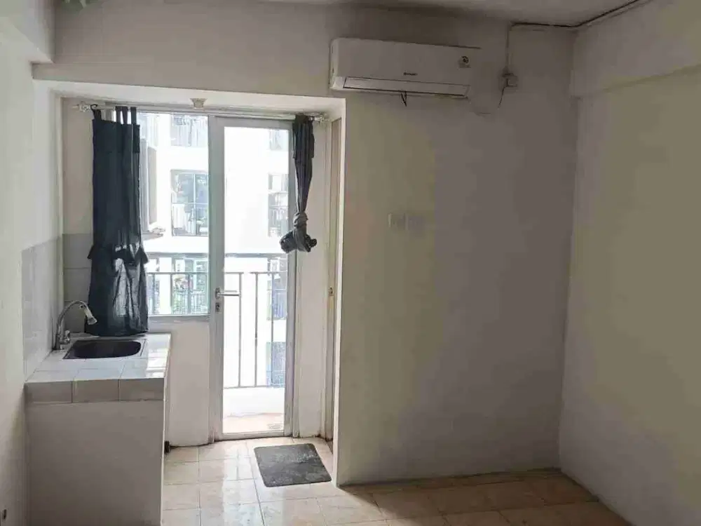 Disewakan Studio Hanya 1 AC