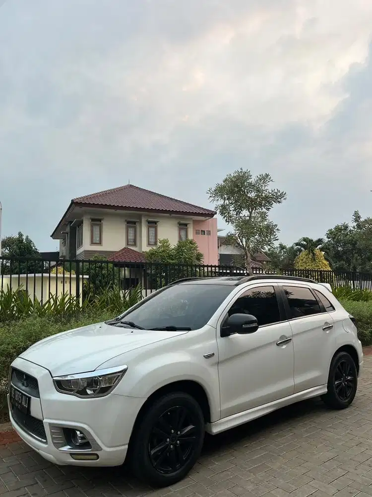 MITSUBISHI OUTLANDER SPORT PX 2.0 AT 2012