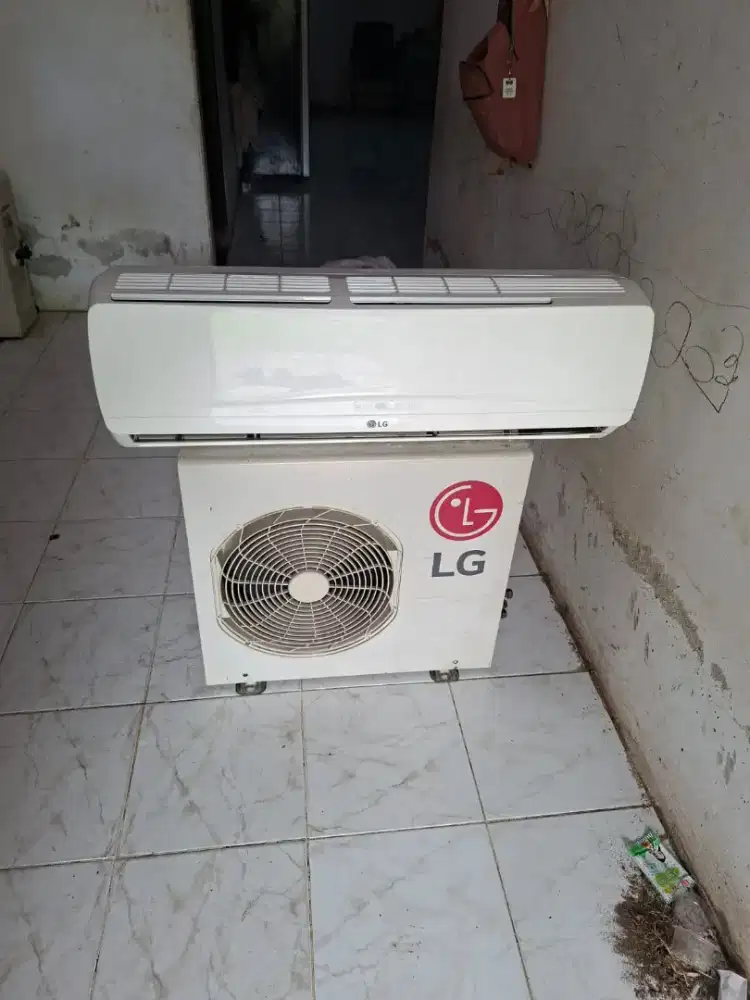 Dijual AC 1 pk merek LG siap pasang dan bergaransi